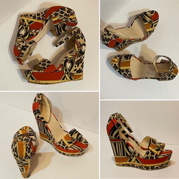 Multi Print Wedge Heel Sandals - Picture 12 of 12